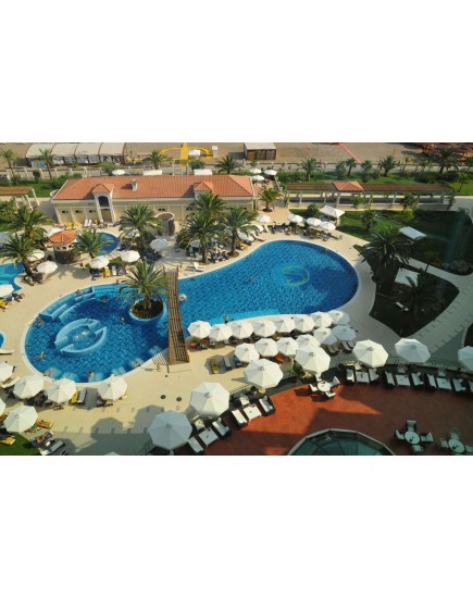 Veți fi tratat ca o celebritate cu serviciile de talie internațională de la  Splendid Conference & Spa Resort 5* 